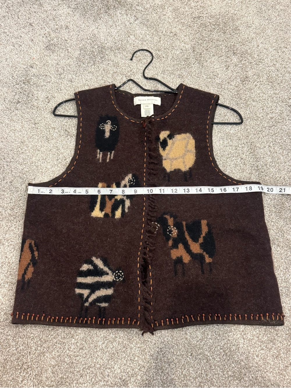 Susan Bristol Brown Wool Vest w Sheep Motifs- Farmhouse Cottage Twee Grandma - Picture 5 of 6